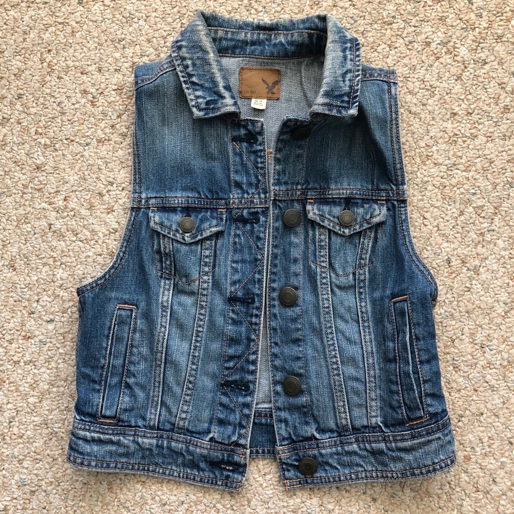 Jean Vest